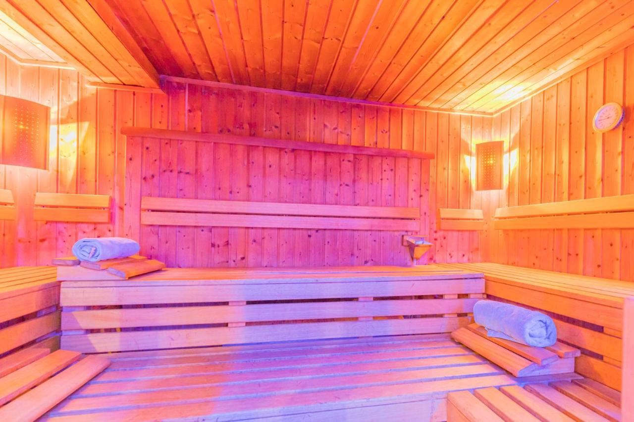 Alpazur Val Cenis Hotel Lanslebourg-Mont-Cenis Bagian luar foto