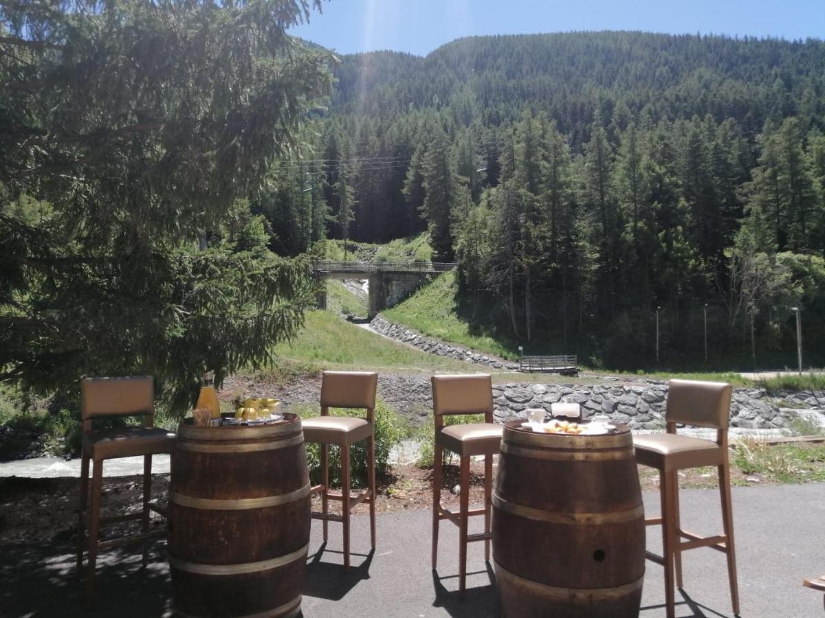 Alpazur Val Cenis Hotel Lanslebourg-Mont-Cenis Bagian luar foto