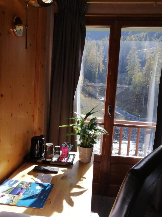 Alpazur Val Cenis Hotel Lanslebourg-Mont-Cenis Bagian luar foto